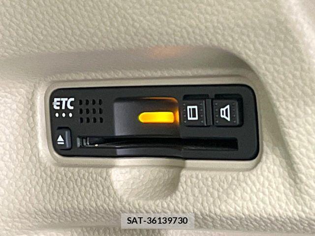 Honda N BOX 2018-07 7358939-6