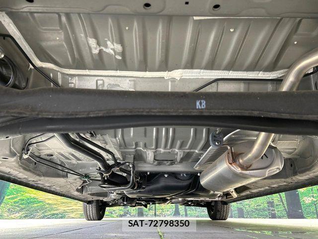 Honda N BOX 2023-11 7358922-18