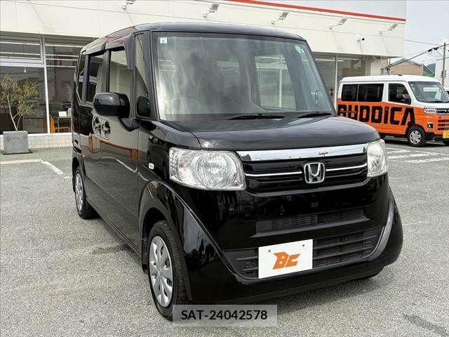 Honda N BOX 2017-06 7358953-9