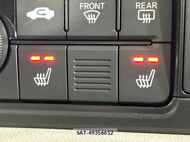 Honda N BOX 2025-06 7358920-5