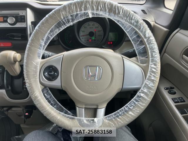 Honda N BOX 2012-05 7358963-17