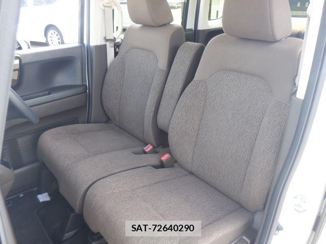 Honda N BOX 2022-07 7358927-21