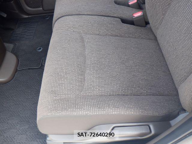 Honda N BOX 2022-07 7358927-22