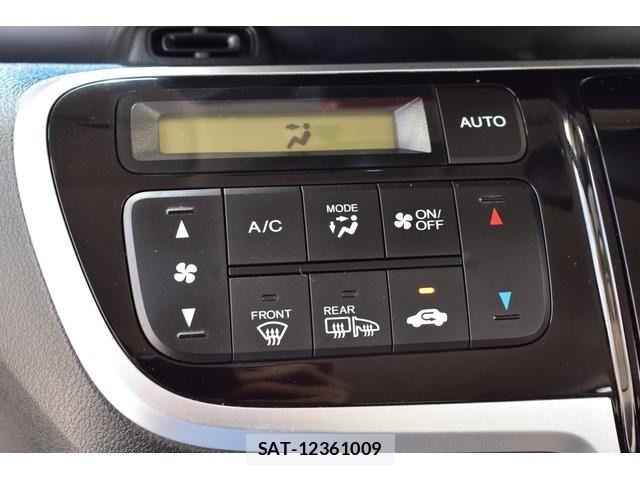 Honda N BOX 2017-06 7358955-9