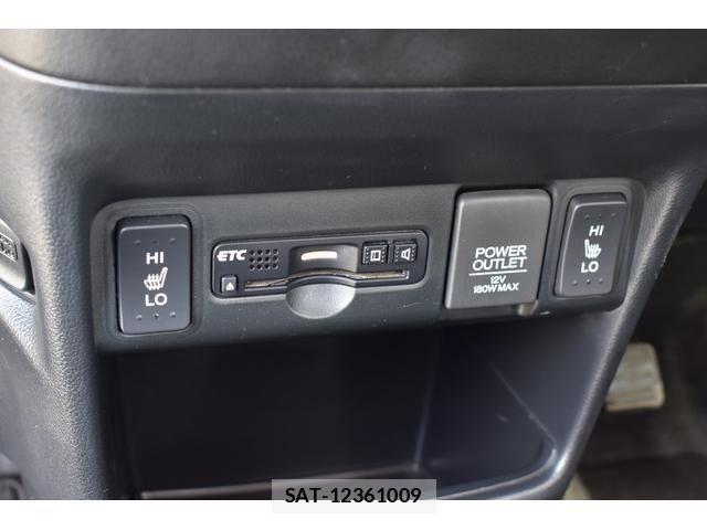 Honda N BOX 2017-06 7358955-13