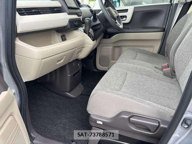 Honda N BOX 2017-12 7358946-18