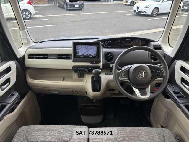 Honda N BOX 2017-12 7358946-1
