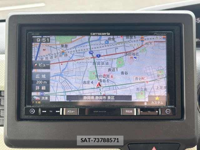 Honda N BOX 2017-12 7358946-2