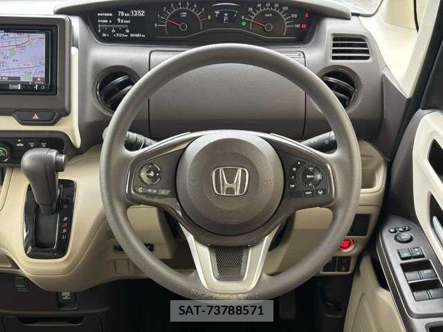 Honda N BOX 2017-12 7358946-7