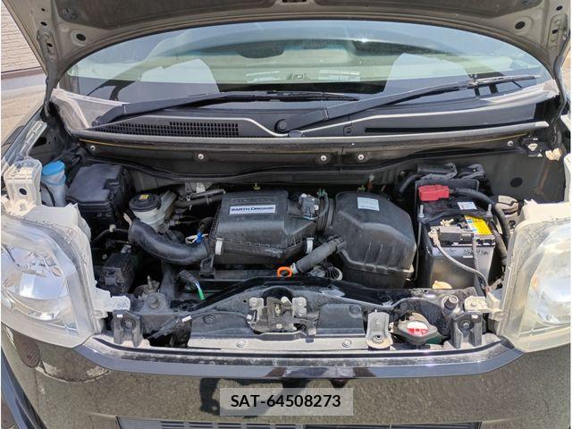 Honda N BOX 2017-02 7358951-9