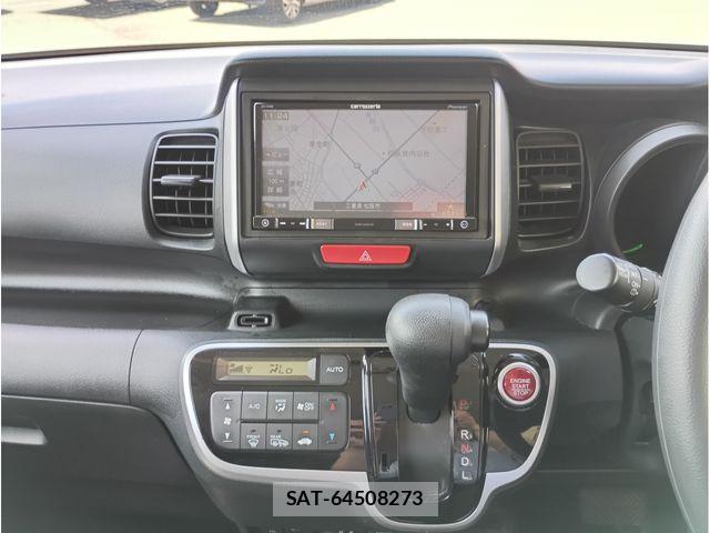Honda N BOX 2017-02 7358951-14