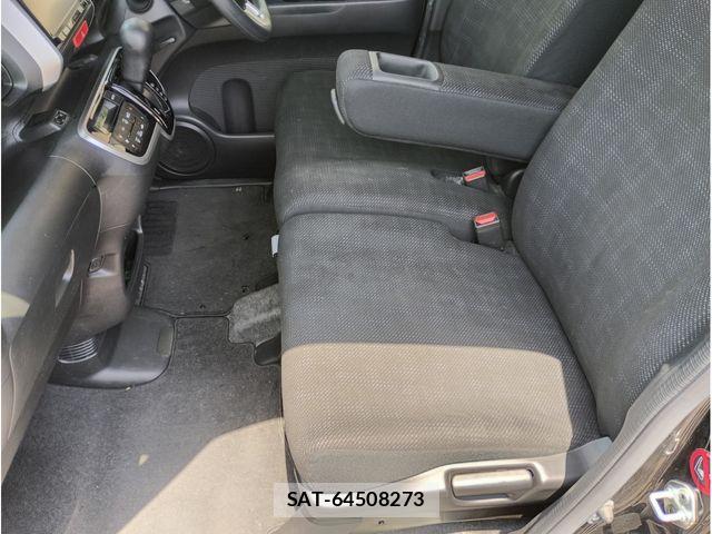 Honda N BOX 2017-02 7358951-16