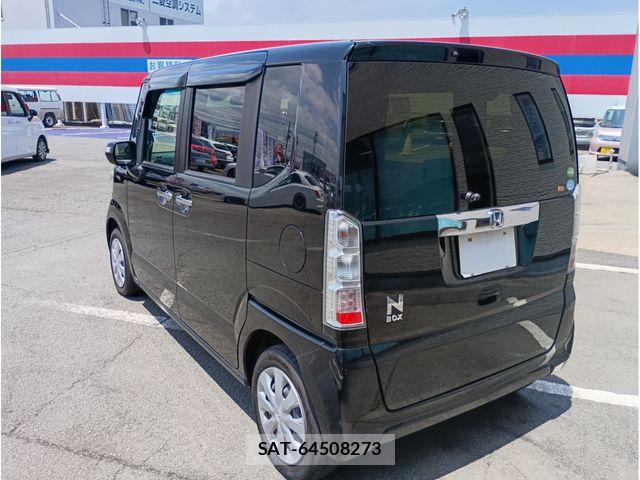 Honda N BOX 2017-02 7358951-6