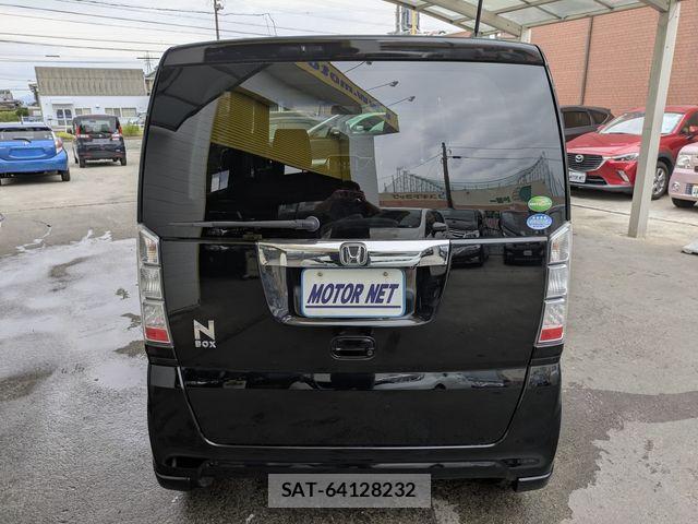 Honda N BOX 2013-09 7358956-17