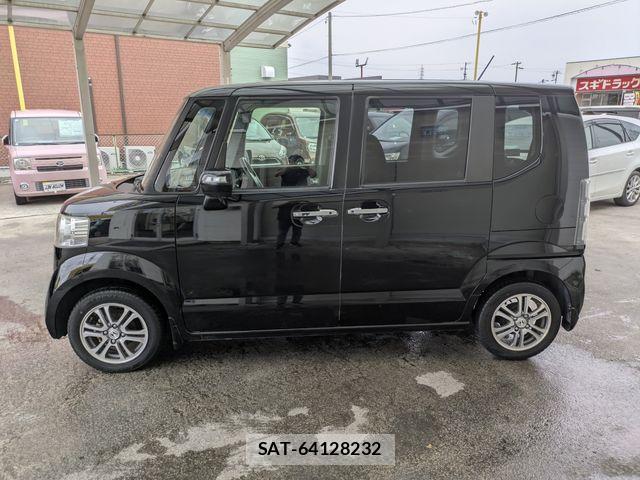 Honda N BOX 2013-09 7358956-19