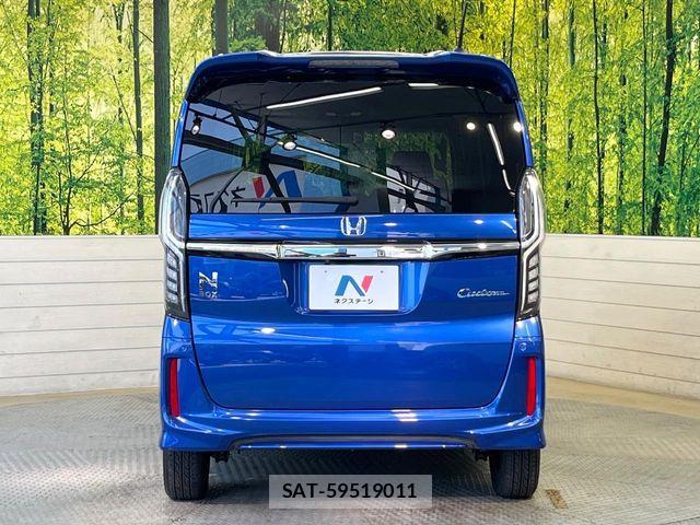 Honda N BOX 2017-11 7358933-14