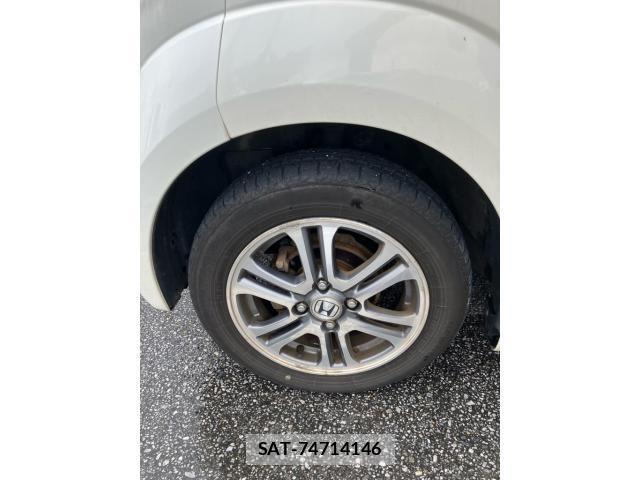 Honda N BOX 2014-05 7358962-8