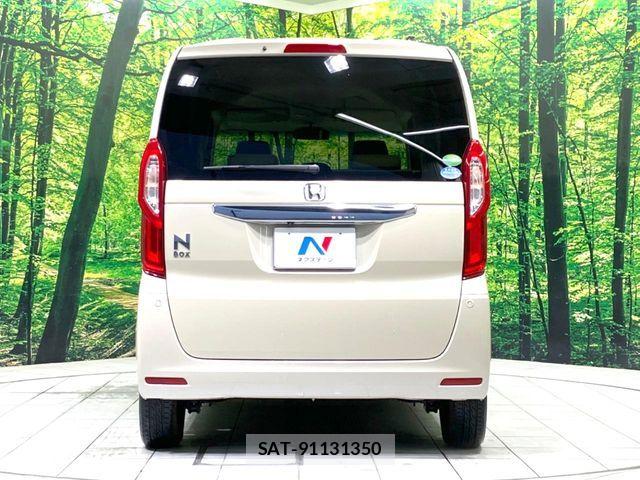 Honda N BOX 2017-09 7358944-14