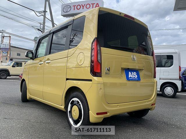 Honda N BOX 2023-10 7358928-1