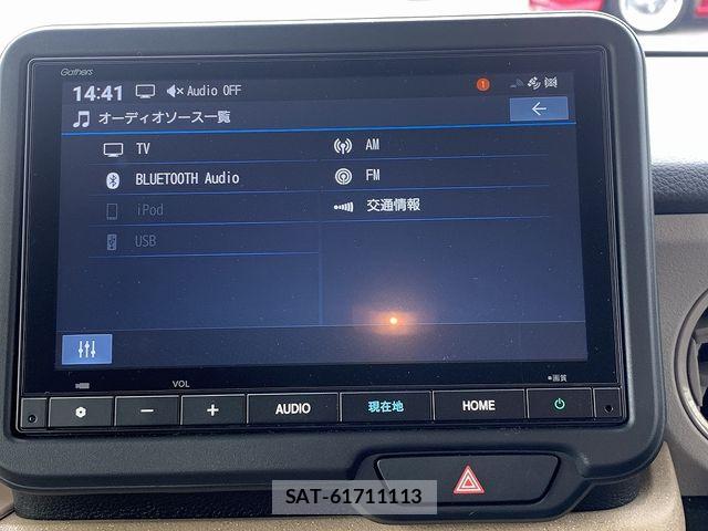 Honda N BOX 2023-10 7358928-5