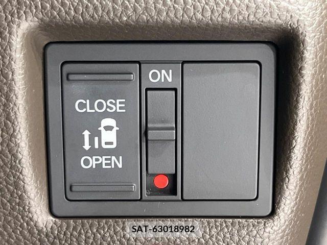 Honda N BOX 2021-07 7358934-4