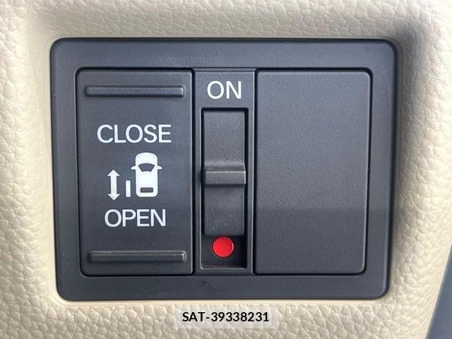 Honda N BOX 2017-10 7393088-5