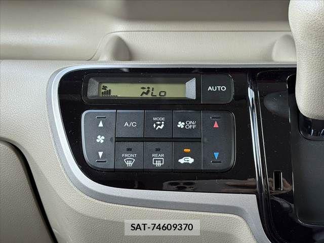 Honda N BOX 2013-02 7393138-26