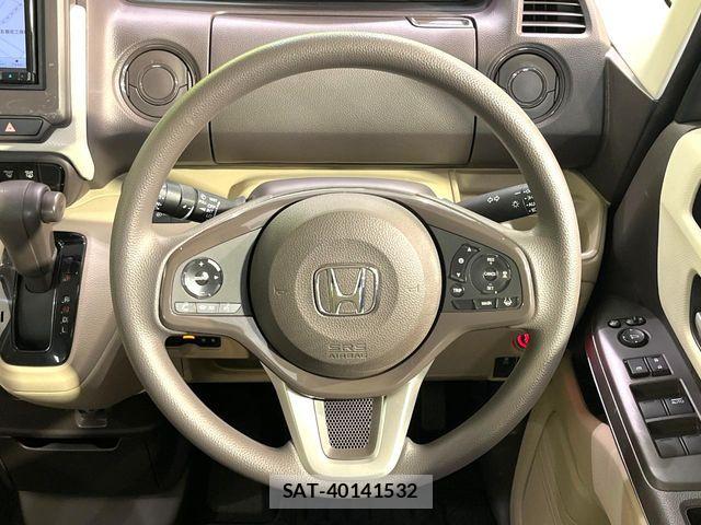 Honda N BOX 2019-09 7393117-10