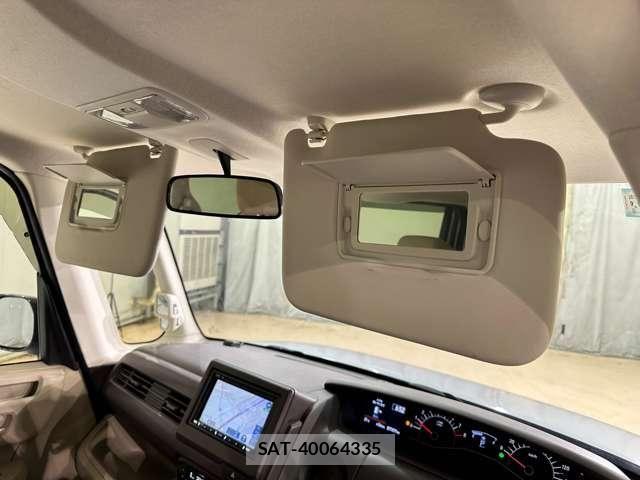 Honda N BOX 2020-05 7393124-22