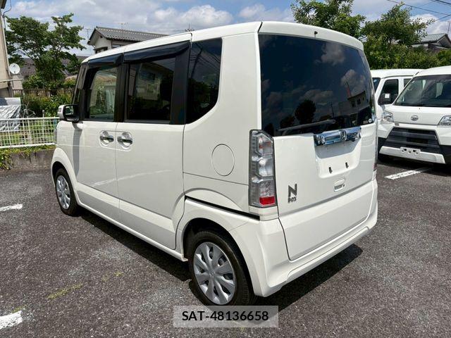 Honda N BOX 2016-10 7456161-4