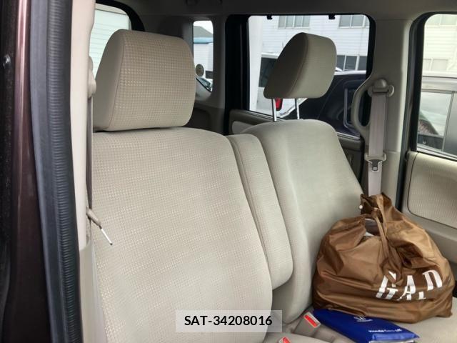 Honda N BOX 2015-10 7456165-13