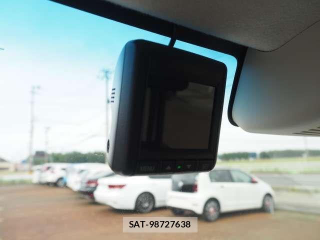 Honda N BOX 2019-07 7456150-13