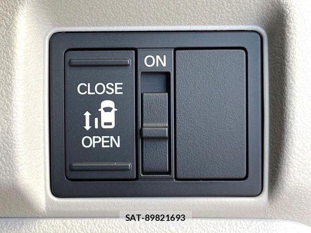 Honda N BOX 2026-06 7456107-5