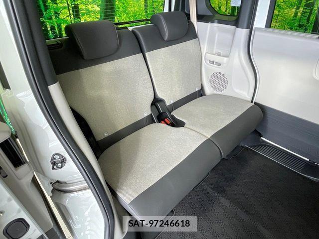 Honda N BOX 2025-12 7456098-8