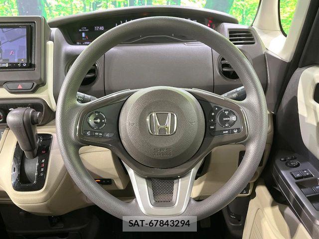 Honda N BOX 2018-03 7456129-10