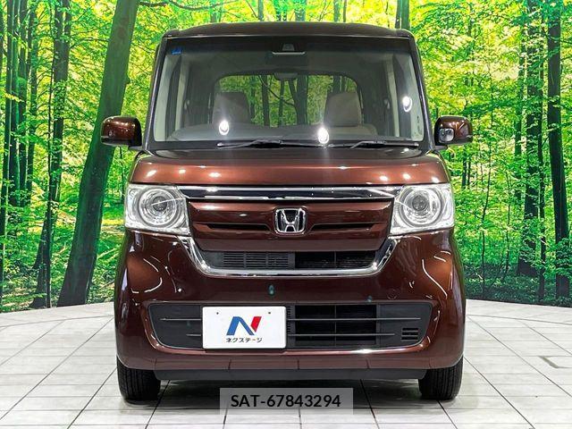 Honda N BOX 2018-03 7456129-13