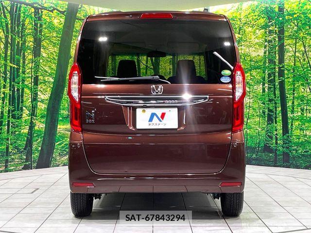 Honda N BOX 2018-03 7456129-14