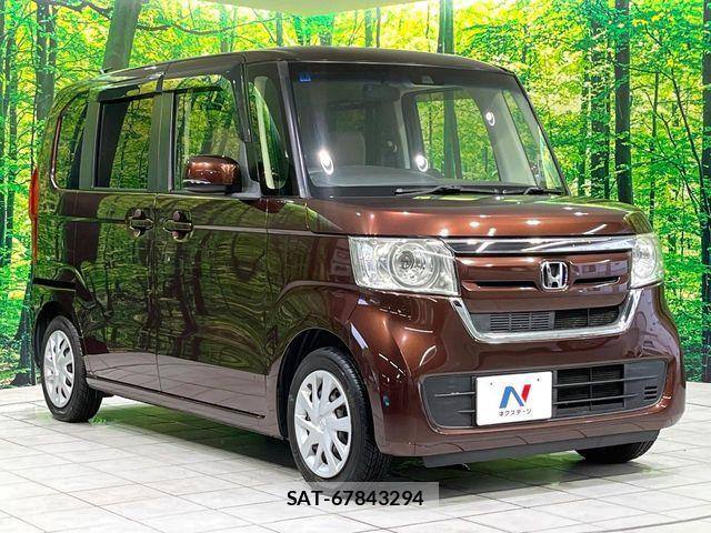 Honda N BOX 2018-03 7456129-15