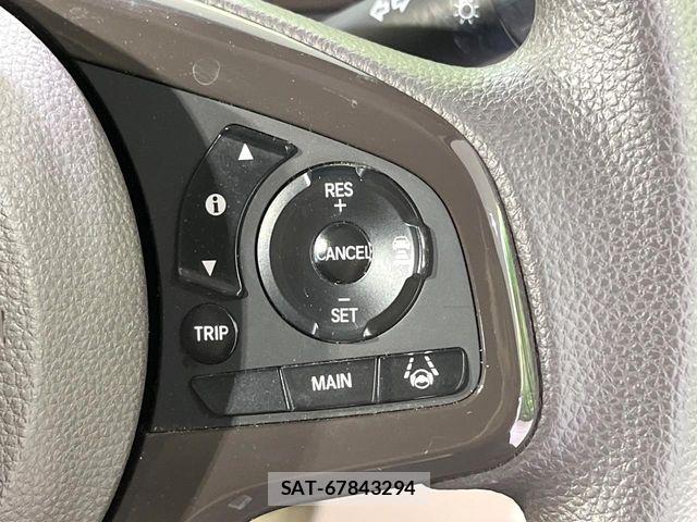 Honda N BOX 2018-03 7456129-5