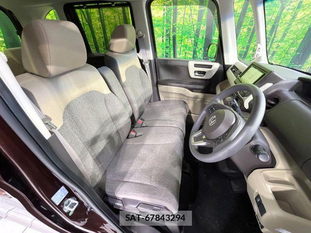 Honda N BOX 2018-03 7456129-7