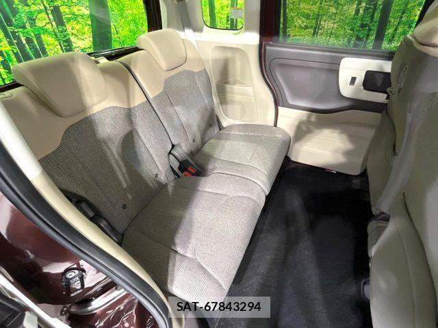 Honda N BOX 2018-03 7456129-8