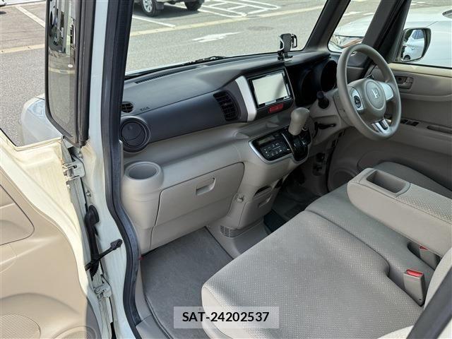 Honda N BOX 2012-06 7456159-15
