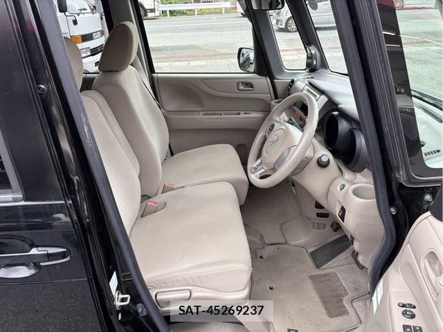 Honda N BOX 2013-01 7456163-6