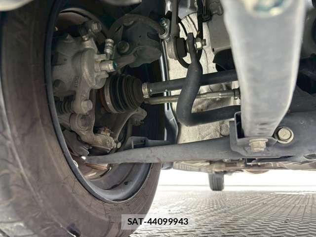 Honda N BOX 2023-06 7456117-14