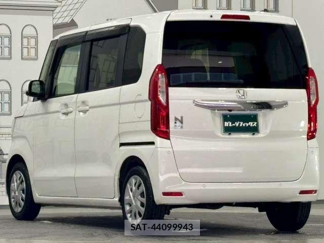 Honda N BOX 2023-06 7456117-6
