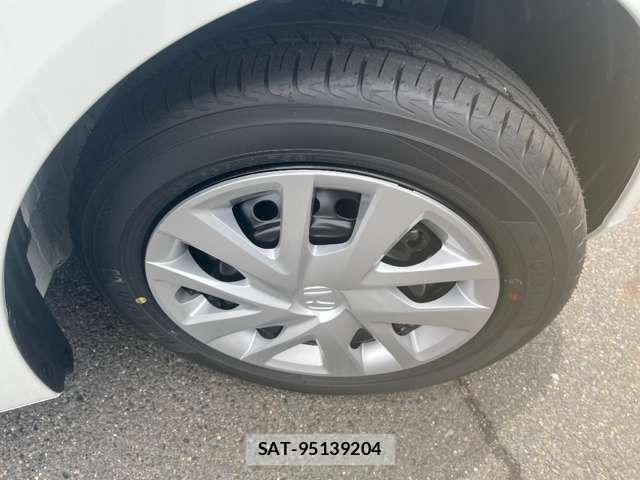 Honda N BOX 2026-04 7456102-12