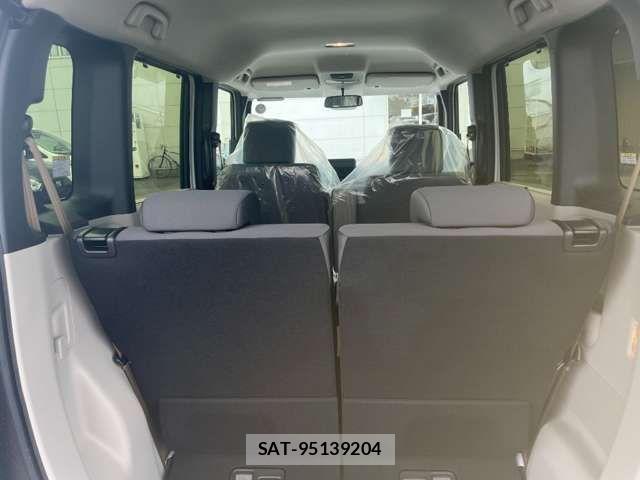 Honda N BOX 2026-04 7456102-17