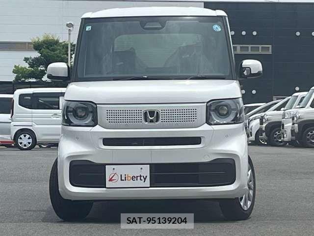 Honda N BOX 2026-04 7456102-4