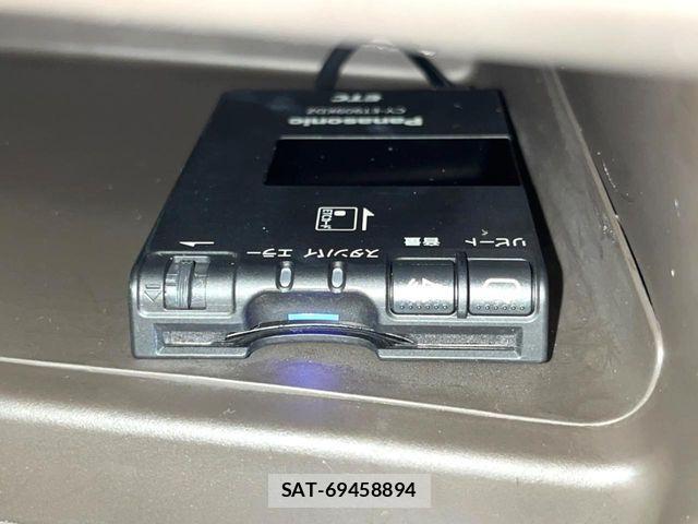 Honda N BOX 2023-01 7456123-3