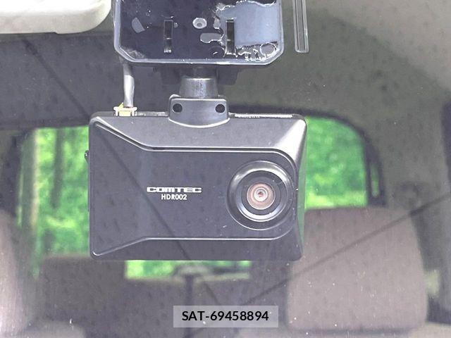 Honda N BOX 2023-01 7456123-4